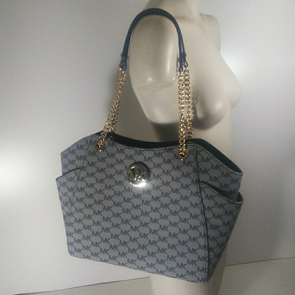 Michael Kors Large Chain Shoulder Tote !